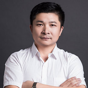 项目经理袁泉鹏