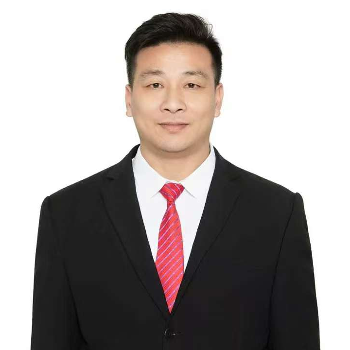 项目经理石建华