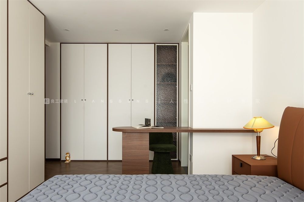 120㎡中古风主卧装修案例