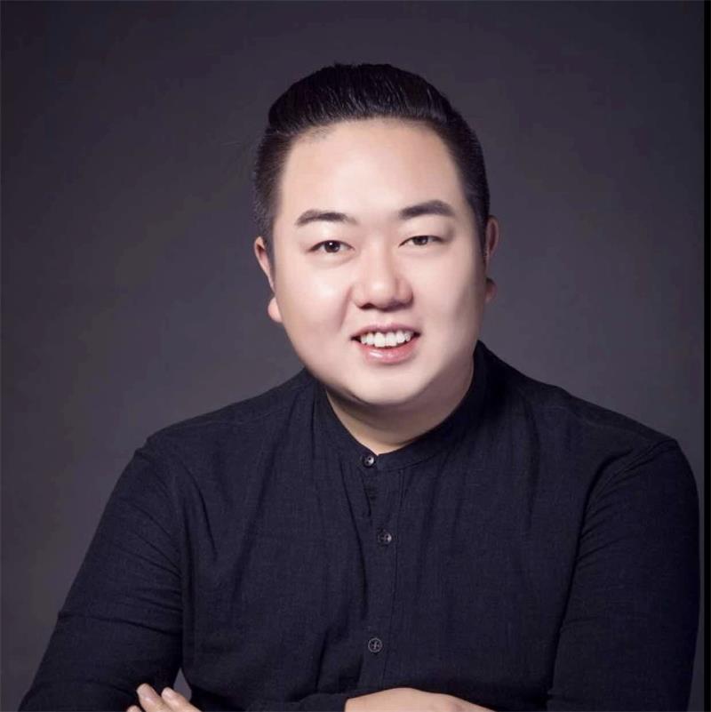 任鹏格