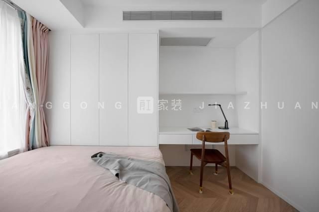 现代法式风格卧室装修效果图